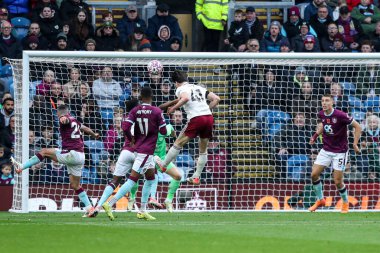Arsenal 'den Declan Rice Premier Lig maçında 1 Kasım 2025' te Burnley, Burnley, İngiltere 'de Arsenal' e karşı oynanan maçta 0-2 berabere kaldı. 