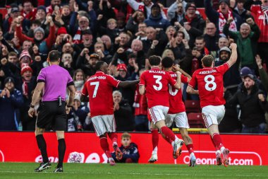 Nottingham Ormanı 'ndan Morgan Gibbs-White, İngiltere' nin Nottingham şehrinde 1 Kasım 202 'de oynanan Premier League maçı Nottingham Forest' a karşı Manchester United maçında 1-1 'lik galibiyetini kutluyor.