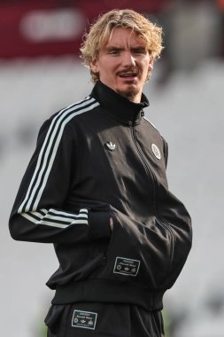 Newcastle United takımından Nick Woltemade, Premier League maçında West Ham United 'a karşı Newcastle United' a 2 Kasım 202 'de Londra Stadyumu' nda geldi.