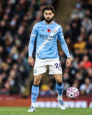 Manchester City Premier League maçı sırasında Josko Gvardiol ile Manchester City arasında Etihad Stadyumu 'nda oynanan karşılaşma, 2 Kasım 2025 