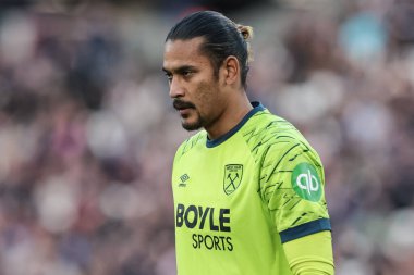 West Ham United kalecisi Alphonse Areola Premier League maçında West Ham United Newcastle United 'a karşı Londra Stadyumu, İngiltere, 2 Kasım 2025 