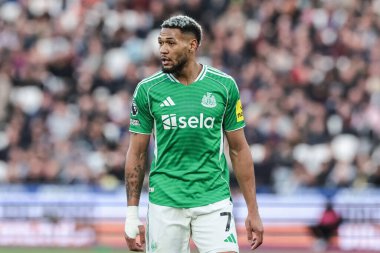 Newcastle 'dan Joelinton Premier Lig maçında West Ham United, Newcastle United' a karşı Londra Stadyumu, Londra, İngiltere, 2 Kasım 2025 