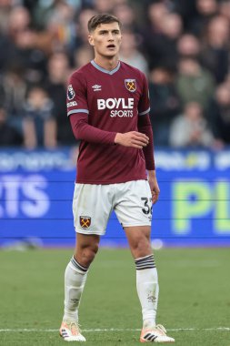 Premier Lig karşılaşmasında West Ham United ile Newcastle United 'ın Londra Stadyumu, Londra, İngiltere' deki karşılaşmasında Freddie Potts, 2 Kasım 2025 