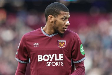 Premier Lig maçında West Ham United, Newcastle United 'a karşı Londra Stadyumu' nda oynanan karşılaşmada West Ham United 'tan Jean-Clair Todibo, 2 Kasım 2025 