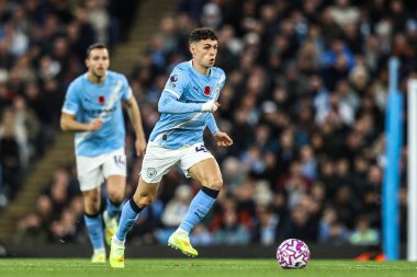 Manchester City ile Bournemouth arasında oynanan Premier League maçında Manchester City 'den Phil Foden, Etihad Stadyumu, İngiltere, 2 Kasım 2025 