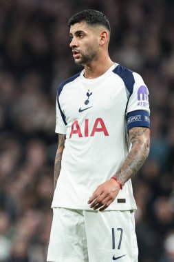 Tottenham Hotspur 'dan Cristian Romero UEFA Şampiyonlar Ligi Maçı' nda 8 Tottenham Hotspur 'a karşı 4. Kopenhag Tottenham Hotspur Stadyumu, Londra, İngiltere 4 Kasım 2025