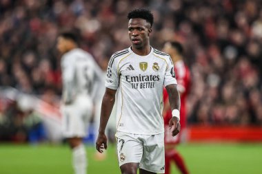 Real Madrid 'li Vinicius Junior UEFA Şampiyonlar Ligi maçında 4 / 8 Liverpool Real Madrid' e karşı Anfield, Liverpool, Birleşik Krallık, 4 Kasım 2025