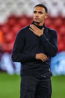 Real Madrid 'den Trent Alexander-Arnold, 4 Kasım 2025' te Liverpool 'un Real Madrid' e karşı oynadığı UEFA Şampiyonlar Ligi karşılaşmasında sahaya çıktı.