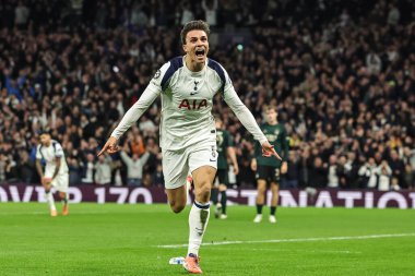 Tottenham Hotspur 'dan Joao Palhinha, UEFA Şampiyonlar Ligi Maçı 4-4 Tottenham Hotspur' a karşı F.C. Kopenhag Tottenham Hotspur Stadyumu, Londra, İngiltere 4 Kasım 2025