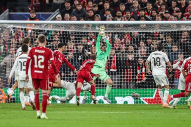 Liverpool 'dan Alexis Mac Allister, 4 Kasım 2025' te Anfield, Liverpool, İngiltere 'de oynanan UEFA Şampiyonlar Ligi 4 maçında 1-0 öne geçti.