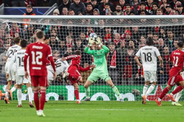 Liverpool 'dan Alexis Mac Allister, 4 Kasım 2025' te Anfield, Liverpool, İngiltere 'de oynanan UEFA Şampiyonlar Ligi 4 maçında 1-0 öne geçti.