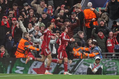 Liverpool 'dan Alexis Mac Allister, 4 Kasım 2025' te Anfield, Liverpool, İngiltere 'de oynanan 4 maçta UEFA Şampiyonlar Ligi Maçı' nda 1-0 'lık galibiyetini kutluyor.