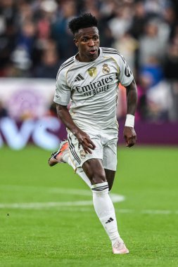 Real Madrid 'li Vinicius Junior UEFA Şampiyonlar Ligi maçında 4 / 8 Liverpool Real Madrid' e karşı Anfield, Liverpool, Birleşik Krallık, 4 Kasım 2025