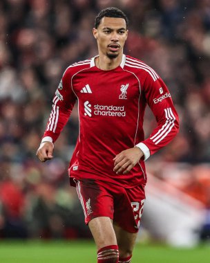 Liverpool 'dan Hugo Ekitike, 4 Kasım 2025' te Liverpool 'un Real Madrid' e karşı oynadığı UEFA Şampiyonlar Ligi maçında 4.