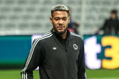 Newcastle United takımından Joelinton, UEFA Şampiyonlar Ligi Maç Maçı 'nın 4' üncü gününde St. James 's Park, Newcastle, İngiltere' ye geldi. 