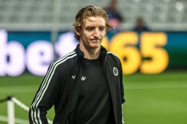 Newcastle United takımından Anthony Gordon, 5 Kasım 2025 'te UEFA Şampiyonlar Ligi 4 - 8 Newcastle United - Atletizm Kulübü karşılaşmasında St.James' s Park, Newcastle 'a geldi. 