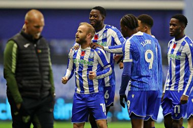 Sheffield Wednesday 'den Barry Bannan, 5 Kasım 2025' te Sheffield, Sheffield, İngiltere 'de oynanan Çarşamba günü Norwich City' ye karşı oynanan Gökyüzü İddia Şampiyonası maçında 1-0 kazanma hedefini kutluyor. 