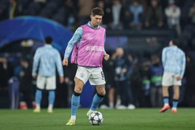 Manchester City 'den John Stones maç öncesi ısınma oturumunda Manchester City' nin Borussia Dortmund 'a karşı oynadığı 8 Manchester City' nin 4. Maçı 'nda 5 Kasım 2025' te Manchester Stadyumu 'nda 