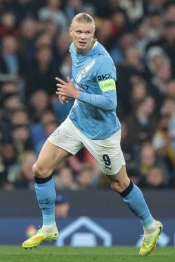 Manchester City 'den Erling Haaland UEFA Şampiyonlar Ligi Maçı sırasında 8 Manchester City Borussia Dortmund' a karşı 5 Kasım 2025 Manchester Stadyumu, İngiltere 
