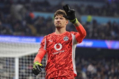 Borussia Dortmund kalecisi Gregor Kobel UEFA Şampiyonlar Ligi 4 Manchester City 'nin Borussia Dortmund' a karşı 5 Kasım 2025 Manchester Stadyumu, İngiltere 