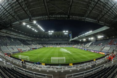 UEFA Şampiyonlar Ligi karşılaşması öncesinde St. James 's Park, Newcastle, İngiltere' de 5 Kasım 2025 'te oynanan 8 Newcastle United - Atletizm Kulübü karşılaşmasının genel görünümü 