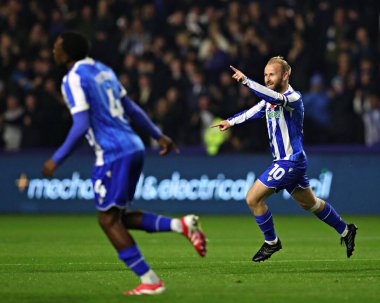 Sheffield Wednesday 'den Barry Bannan, 5 Kasım 2025' te Sheffield, Sheffield, İngiltere 'de Çarşamba günü Norwich City' ye karşı oynanan Sky Bet Şampiyonası maçında 1-0 'lık skoru kutluyor. 