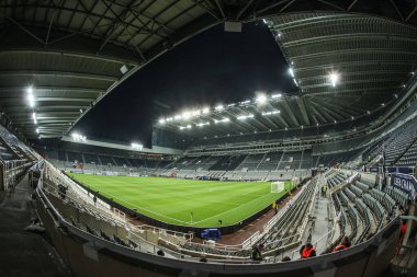 UEFA Şampiyonlar Ligi karşılaşması öncesinde St. James 's Park, Newcastle, İngiltere' de 5 Kasım 2025 'te oynanan 8 Newcastle United - Atletizm Kulübü karşılaşmasının genel görünümü 