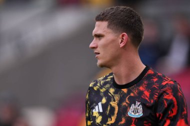 Newcastle United 'dan Sven Botman Premier League karşılaşması öncesinde Brentford - Newcastle United, The Gtech Community Stadyumu, Londra, Birleşik Krallık, 9 Kasım 2025 