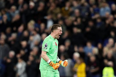 Everton 'dan Jordan Pickford, İngiltere' nin Liverpool şehrinde 8 Kasım 2025 'te oynanan Premier League maçında Everton ve Fulham arasındaki düdüğü kutluyor. 