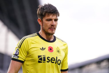 Newcastle United takımından Nick Pope, 9 Kasım 2025 'te İngiltere' deki The Gtech Community Stadyumu 'nda oynanan Premier League karşılaşmasında Brentford' a karşı Newcastle United 'a karşı. 