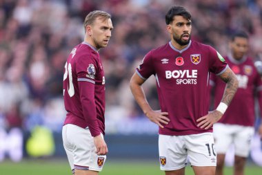 West Ham United 'dan Jarrod Bowen ve West Ham United' tan Lucas Paqueta Premier League maçı sırasında Londra Stadyumu, Londra, İngiltere, 8 Kasım 2025 