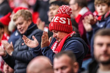 Nottingham Forest taraftarları Premier League maçı sırasında Nottingham Forest, Leeds United 'a karşı City Ground, Nottingham, İngiltere, 9 Kasım 2025 