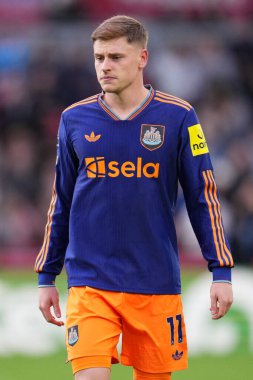 Newcastle United 'dan Harvey Barnes Premier League maçı sırasında Brentford Newcastle United' a karşı Gtech Community Stadyumu, Londra, İngiltere, 9 Kasım 2025 