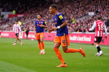 Newcastle United takımından Malick Thiaw Premier League maçında Brentford Newcastle United 'a karşı Gtech Community Stadyumu, Londra, Birleşik Krallık, 9 Kasım 2025 