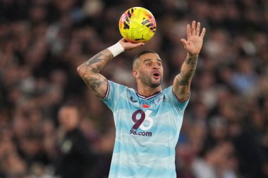 Burnley 'den Kyle Walker Premier League maçı sırasında West Ham United, Burnley' e karşı Londra Stadyumu, Londra, İngiltere, 8 Kasım 2025 