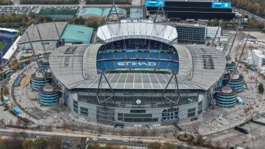 Premier Lig karşılaşması öncesinde Etihad Stadyumu 'nun havadan görüntüsü Manchester City ile Liverpool arasında 9 Kasım 2025' te Etihad Stadyumu 'nda oynanacak. 
