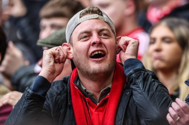 Nottingham Forest taraftarları Premier League maçı sırasında Nottingham Forest, Leeds United 'a karşı City Ground, Nottingham, İngiltere, 9 Kasım 2025 
