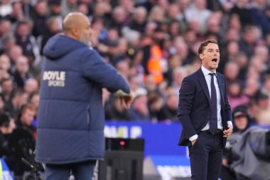 Burnley Premier League maçında Scott Parker 'ın teknik direktörü West Ham United, Burnley' e karşı Londra Stadyumu, Londra, İngiltere, 8 Kasım 2025 