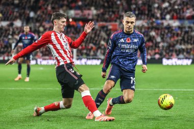 Sunderland 'dan Trai Hume ve Arsenal' den Leandro Trossard Premier League maçında Sunderland-Arsenal Stadyumu 'nda 8 Kasım 2025' de karşı karşıya geldiler. 