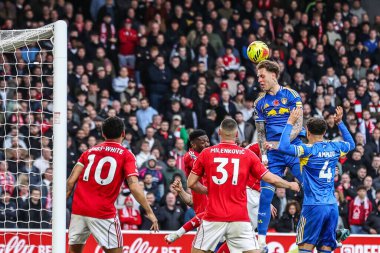 Leeds United takımından Joe Rodon, Nottingham Forest 'a karşı Leeds United maçında 9 Kasım 2025' te City Ground, Nottingham 'da köşeden gol attı. 