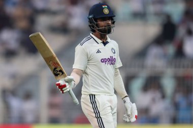 Hindistan 'dan Washington Sundar ve Hindistan' dan KL Rahul, Hindistan 'ın Eden Gardens, Kolkata, Hindistan, 14 Kasım 2025' te Hindistan ve Hindistan 'ın karşı karşıya olduğu 1. 