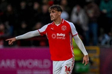 Fleetwood Town 'dan Lewis McCann 15 Kasım 2025' te İngiltere 'nin Highbury Stadyumu' nda Fleetwood Town - Swindon Town maçında 