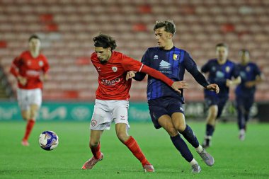 FA Gençler Kupası U18 raundunda Barnsley, Mansfield Town 'a karşı 17 Kasım 2025 Oakwell, Barnsley, İngiltere 