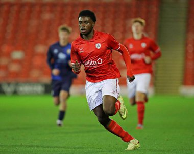 FA Gençler Kupası U18 raundunda Barnsley, Mansfield Town 'a karşı 17 Kasım 2025 Oakwell, Barnsley, İngiltere 