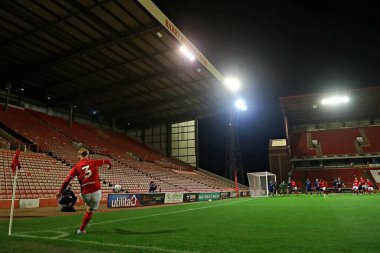 Barnsley FC U18 takımından Robson Woodcock 17 Kasım 2025 'te Oakwell, Barnsley, İngiltere' de oynanan FA Gençler Kupası U18 'ler ikinci tur maçında köşesine çekildi. 