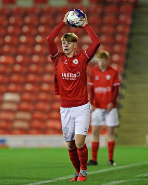 Barnsley FC U18 's takımından Robson Woodcock 17 Kasım 2025' te Oakwell, Barnsley, İngiltere 'de oynanan Mansfield Town maçında U18 Gençler Kupası' nda 2. 