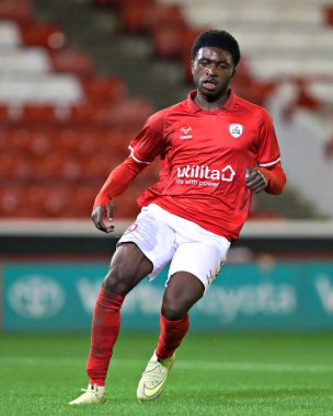 FA Gençler Kupası U18 raundunda Barnsley, Mansfield Town 'a karşı 17 Kasım 2025 Oakwell, Barnsley, İngiltere 