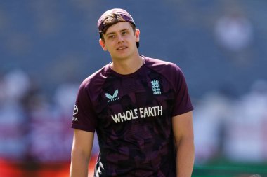 Maç öncesi ısınma oturumunda İngiltere 'den Jamie Smith, 20 Kasım 2025' te Avustralya 'nın Optus Stadyumu' nda oynanan NRMA Sigorta Külleri Birinci Sınav Günü Serisi 'nde 