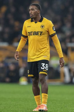 Wolverhampton Wanderers 'dan Jackson Tchatchoua Premier League maçında Wolverhampton Wanderers, Molineux, Wolverhampton' daki Crystal Palace 'a karşı, 22 Kasım 2025