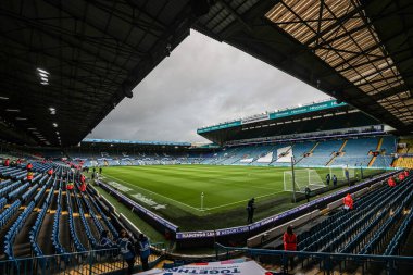 Premier Lig karşılaşması öncesinde Elland Road 'un genel görünümü Leeds United ile Aston Villa arasındaki Elland Road, Leeds, İngiltere, 23 Kasım 2025